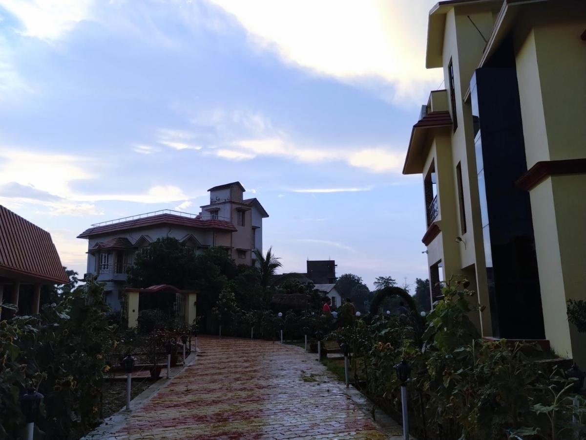 Mayabon Resort Bolpur Shānti Niketan 外观 照片